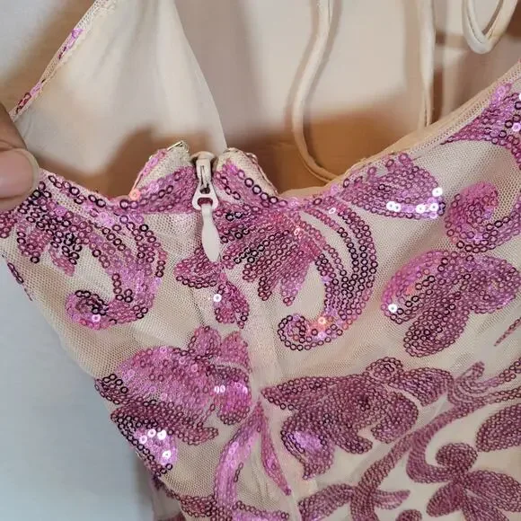 Bebe Women Sequin Open Back Sparkle Mesh Short Dress Size Medium Pink Y2k Barbie - Picture 4 of 14